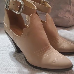 Express Booties